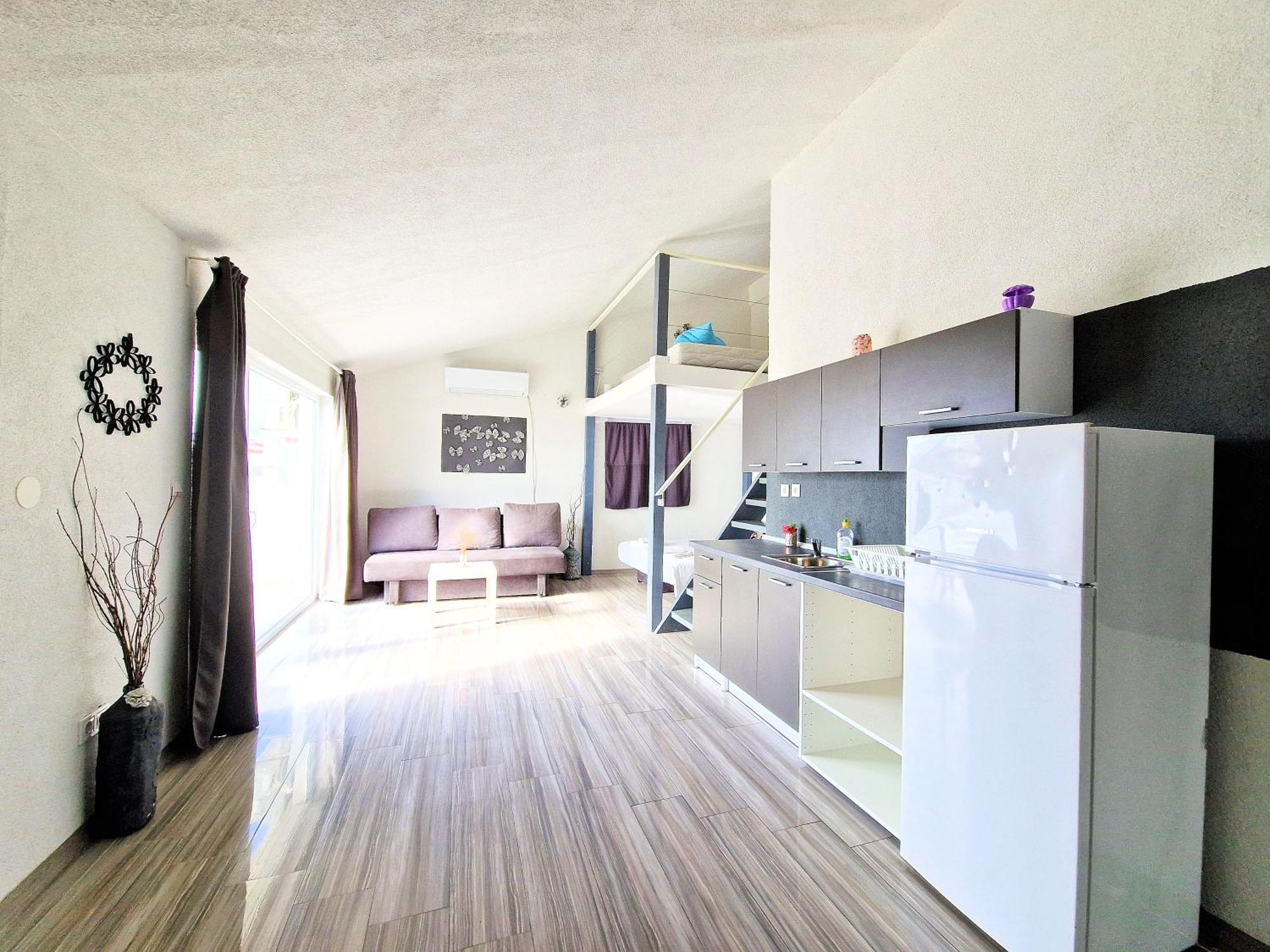 Villa Apartments Anifil Novalja Ngoại thất bức ảnh