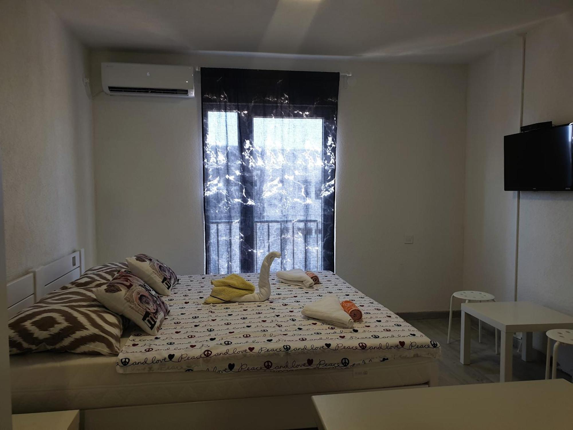 Villa Apartments Anifil Novalja Phòng bức ảnh
