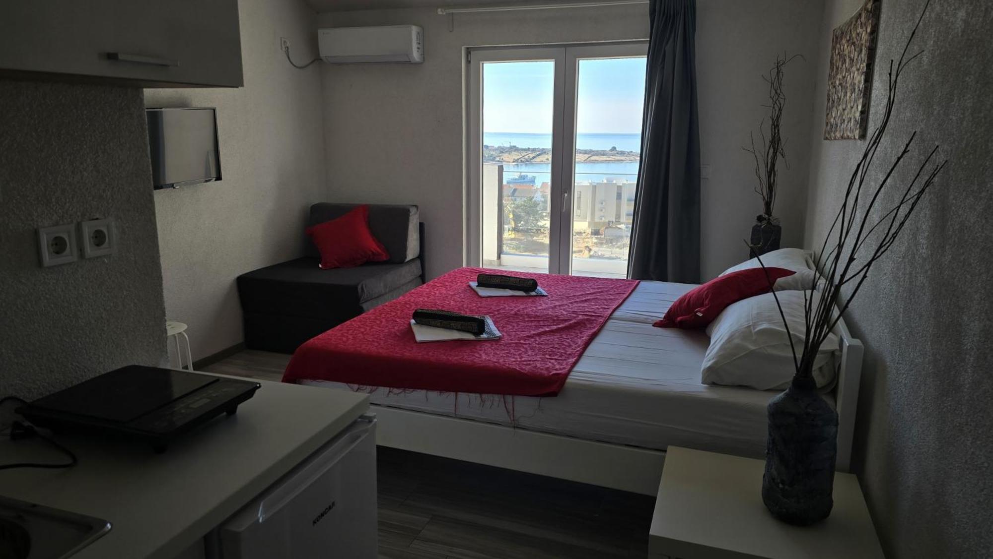 Villa Apartments Anifil Novalja Ngoại thất bức ảnh
