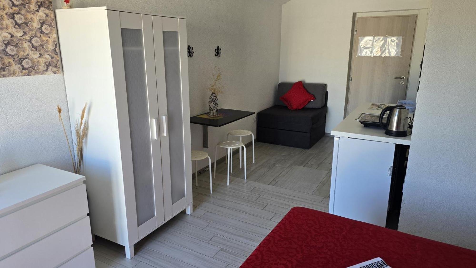 Villa Apartments Anifil Novalja Ngoại thất bức ảnh