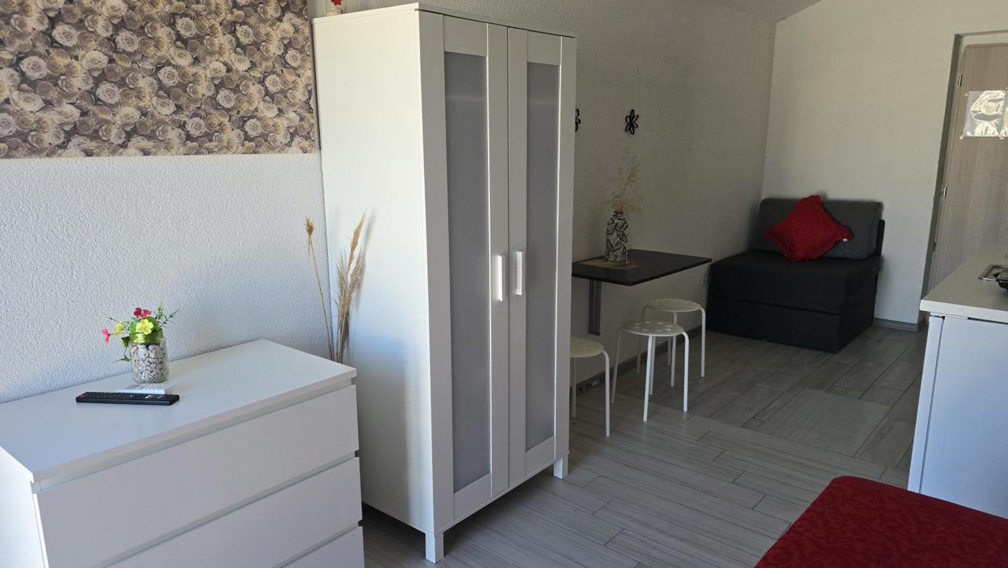 Villa Apartments Anifil Novalja Ngoại thất bức ảnh